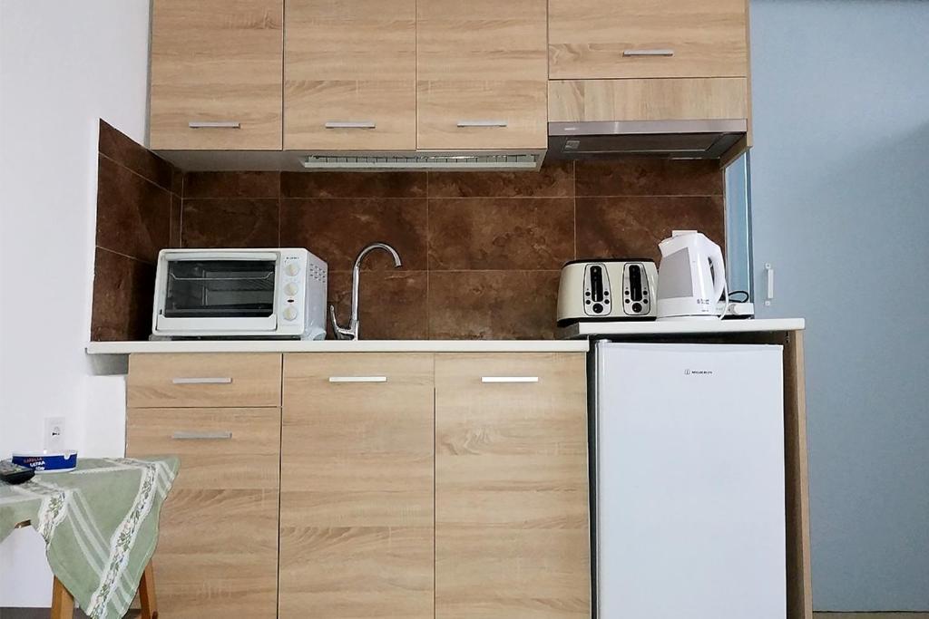 Poros Town Ariadne,Traditional Apartment In Centre Of Poros מראה חיצוני תמונה